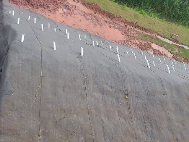 Paulitec Construções – Contenção de talude e escadas hidráulicas – Terminal Varginha – depois da obra